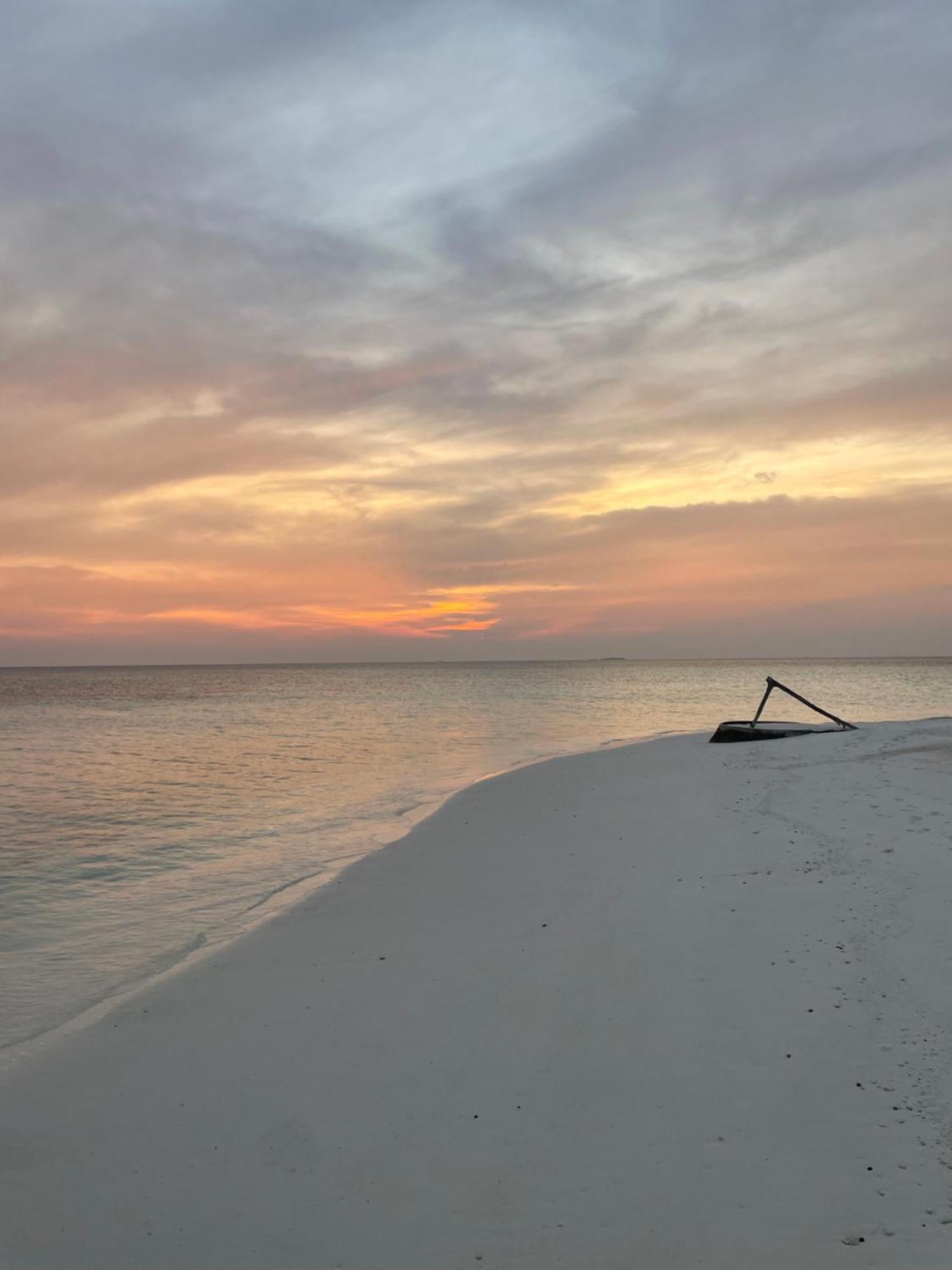 Island Scuba Inn Дангети Экстерьер фото